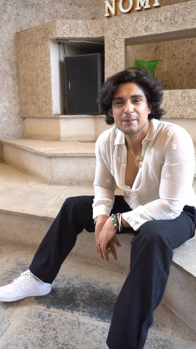 Ahhhh, team long hair for sure..🫠🤌💓
#AnkitGupta