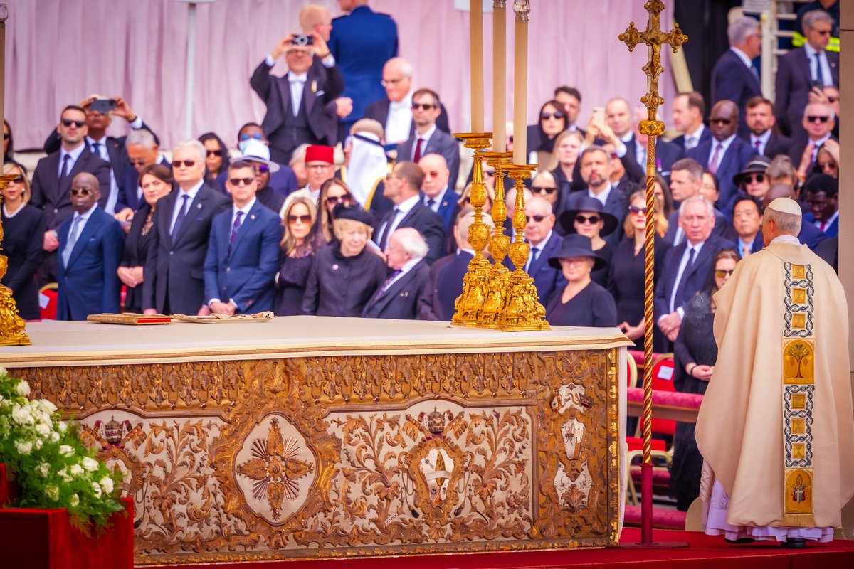 Bola Ahmed Tinubu (@officialabat) on Twitter photo 