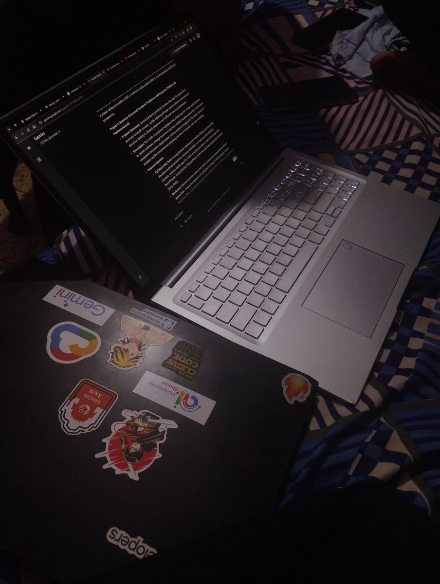 TheYashJain0099's tweet photo. Dual screens. Dim lights. silence.
Something’s definitely cooking…
(Stay tuned, geeks – it’s not Maggi this time.)
#CodingLife #BuildInPublic #SomethingIsCooking #DevVibes #MidnightCode https://t.co/RktPNXxqPr