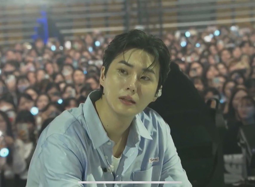 kinwormpil's tweet photo. kalo kebanyakan ketawa         jadinya nangis https://t.co/ZWkkFtLGGB