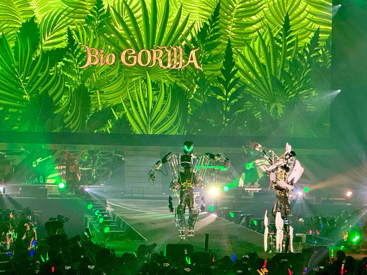 p1kt3's tweet image. MSSPのライブ行ってきた！真サンダーボルト痺れた⚡
あとボール飛んできてキャッチできた #MSSP横アリ