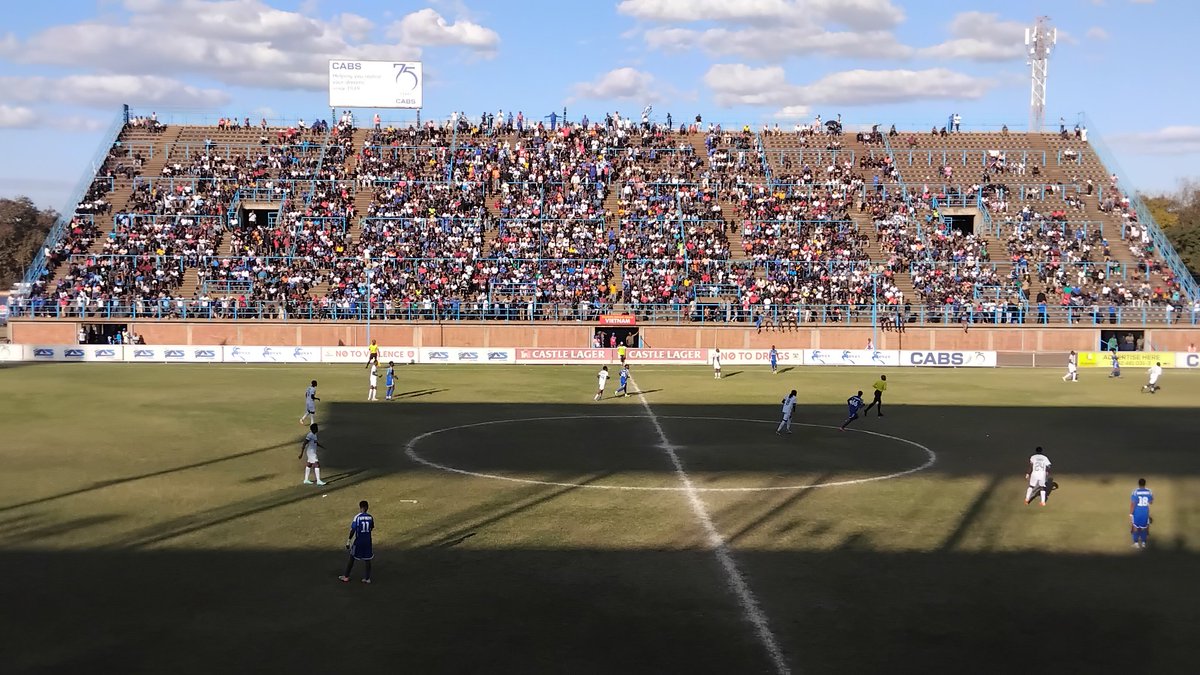 Vietnam Stand update early in the second half, Dynamos lead 1-0, Jalai penalty