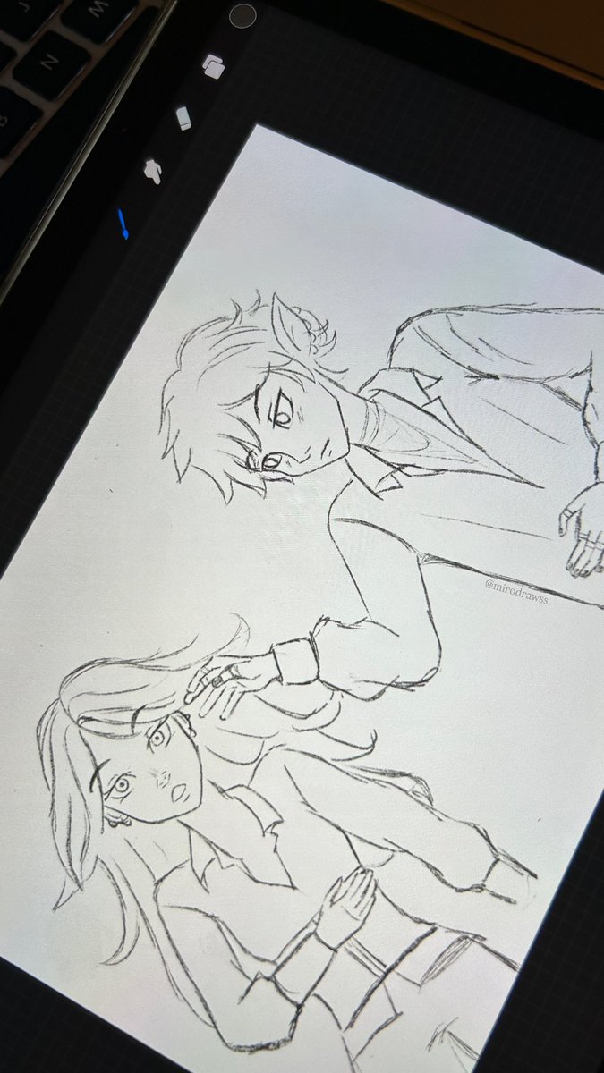 mirodraws's tweet photo. I love sketching cuties 🖤 #judeduarte #cardangreenbriar #thecruelprince https://t.co/QsjTaPjYX2