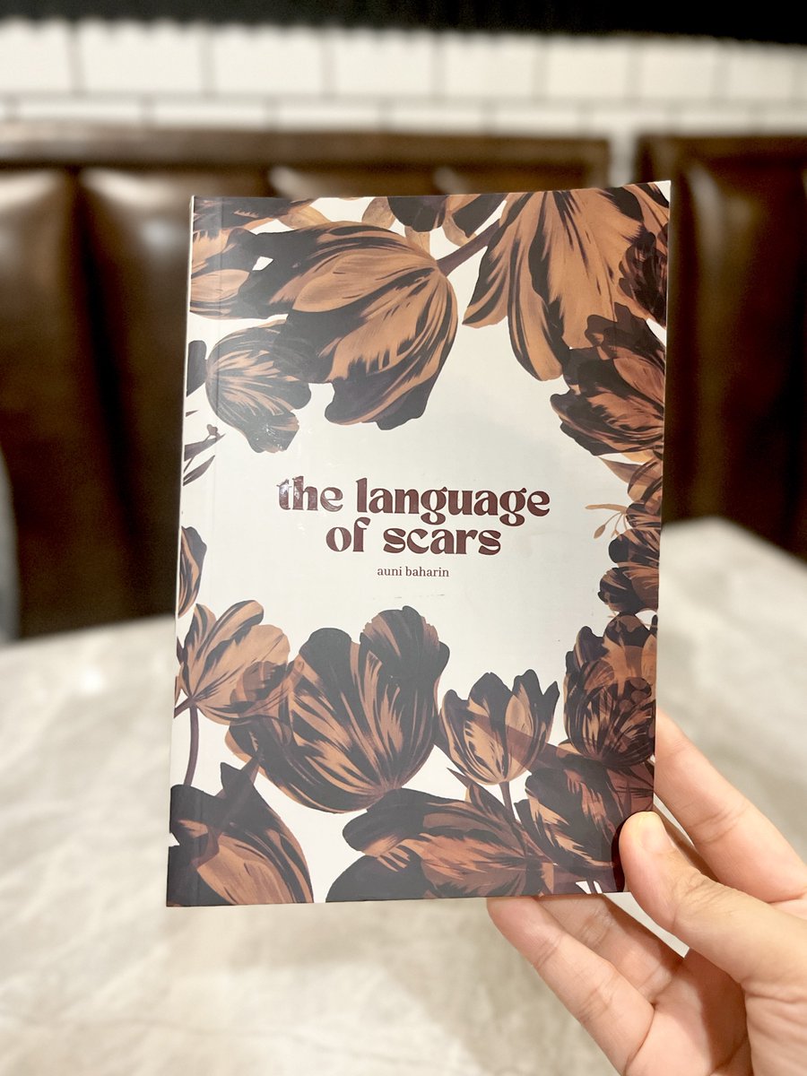 sajidareads's tweet image. Suka ayat ni; 

"Pain teaches us the red flags of life. Scars remind us of what to beware of in the future."

@aunibnotes @tentangkita_my