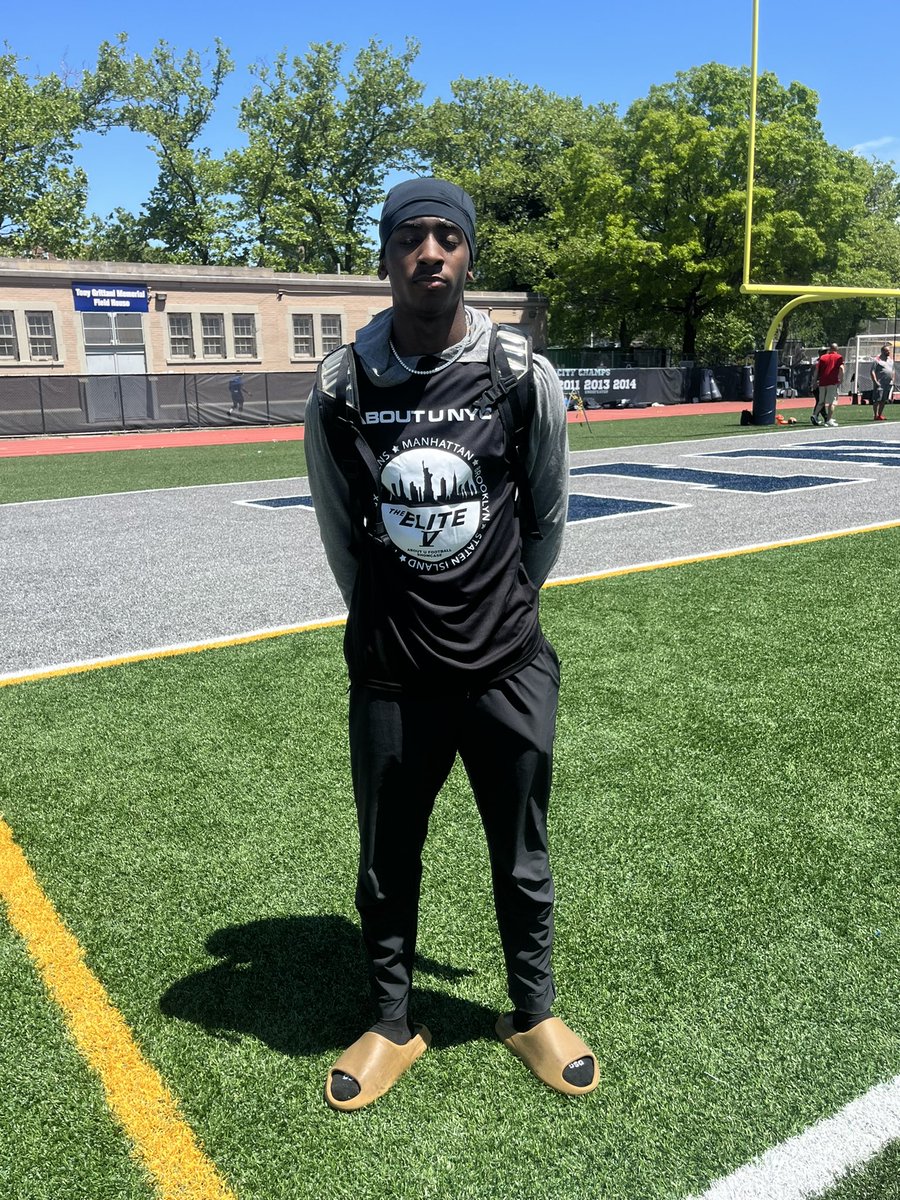Jared Valluzzi (@jared_valluzzi) on Twitter photo Yesterday, Peyton Robinson (<a href="/PeytonRQB1/">Peyton Robinson</a>) showed why he is one of the most prolific quarterbacks on Long Island. He made some great throws at the <a href="/EliteVShowcase/">Elite V Showcase</a>.
<a href="/LuHiFootball/">LuHi Football</a> <a href="/creno7/">Chris Reno</a> Yesterday, Peyton Robinson (<a href="/PeytonRQB1/">Peyton Robinson</a>) showed why he is one of the most prolific quarterbacks on Long Island. He made some great throws at the <a href="/EliteVShowcase/">Elite V Showcase</a>.
<a href="/LuHiFootball/">LuHi Football</a> <a href="/creno7/">Chris Reno</a>