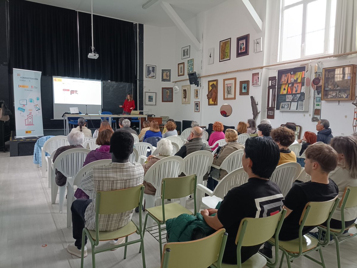 👩‍🏫🧑‍🏫 Esta semana #LaAdministracióncercadeti de la @delgobcantabria ha estado en:

🔸 El <a href="/cepasantander/">CEPA Escuelas Verdes</a> 
🔸 Con <a href="/CRECantabria/">Cruz Roja en Cantabria</a> 
🔸 En el IES Zapatón

🚘 ¡Síguenos para conocer cuál será nuestro próximo destino!

🏛️ Un programa de <a href="/territorialgob/">Ministerio P. Territorial y M. Democrática</a>