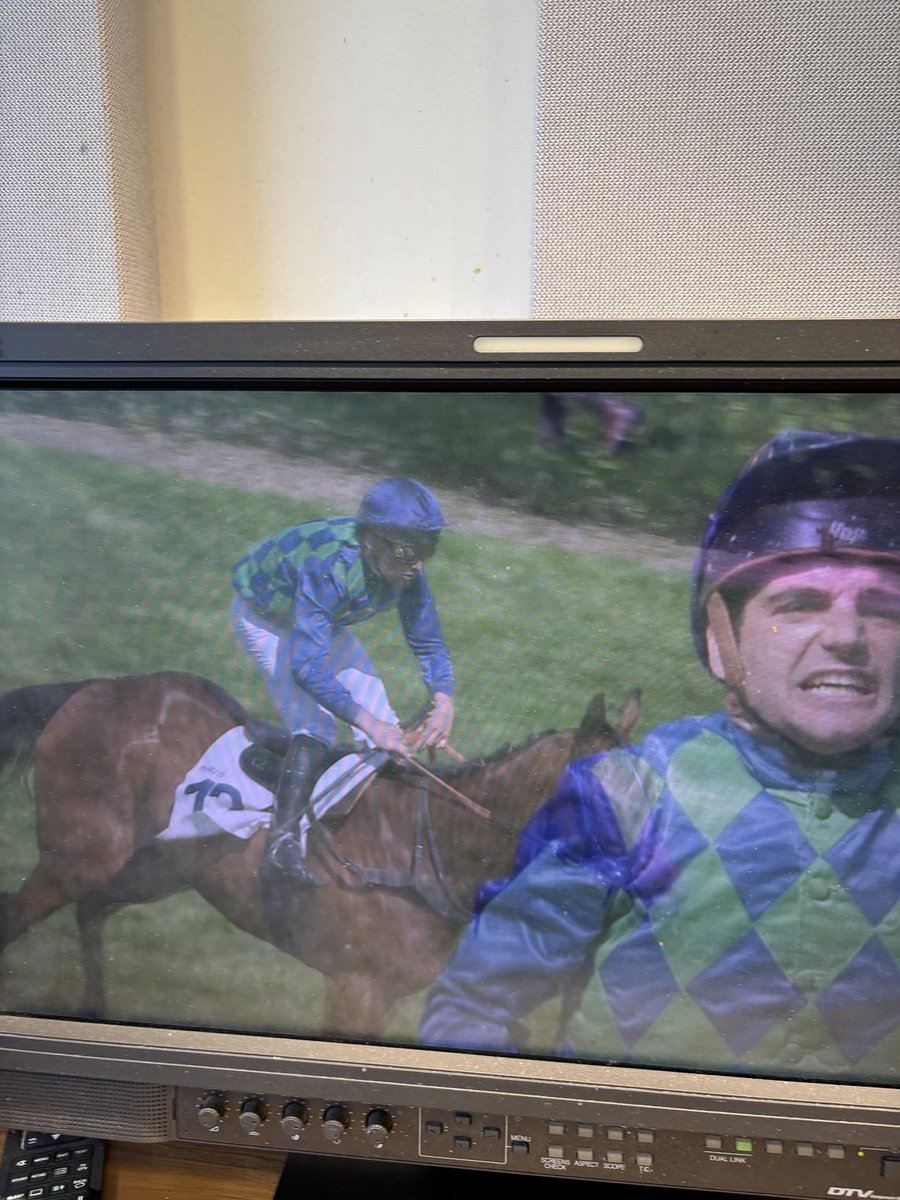 Darren Owen (@darren_owen) on Twitter photo Diamond Carl sparkles in the Grand Steeple-Chase de Paris, with jockey Clement Lefebve riding the winner for the second year on the bounce <a href="/Hippo_Auteuil/">Hippodrome_Auteuil</a> Diamond Carl sparkles in the Grand Steeple-Chase de Paris, with jockey Clement Lefebve riding the winner for the second year on the bounce <a href="/Hippo_Auteuil/">Hippodrome_Auteuil</a>