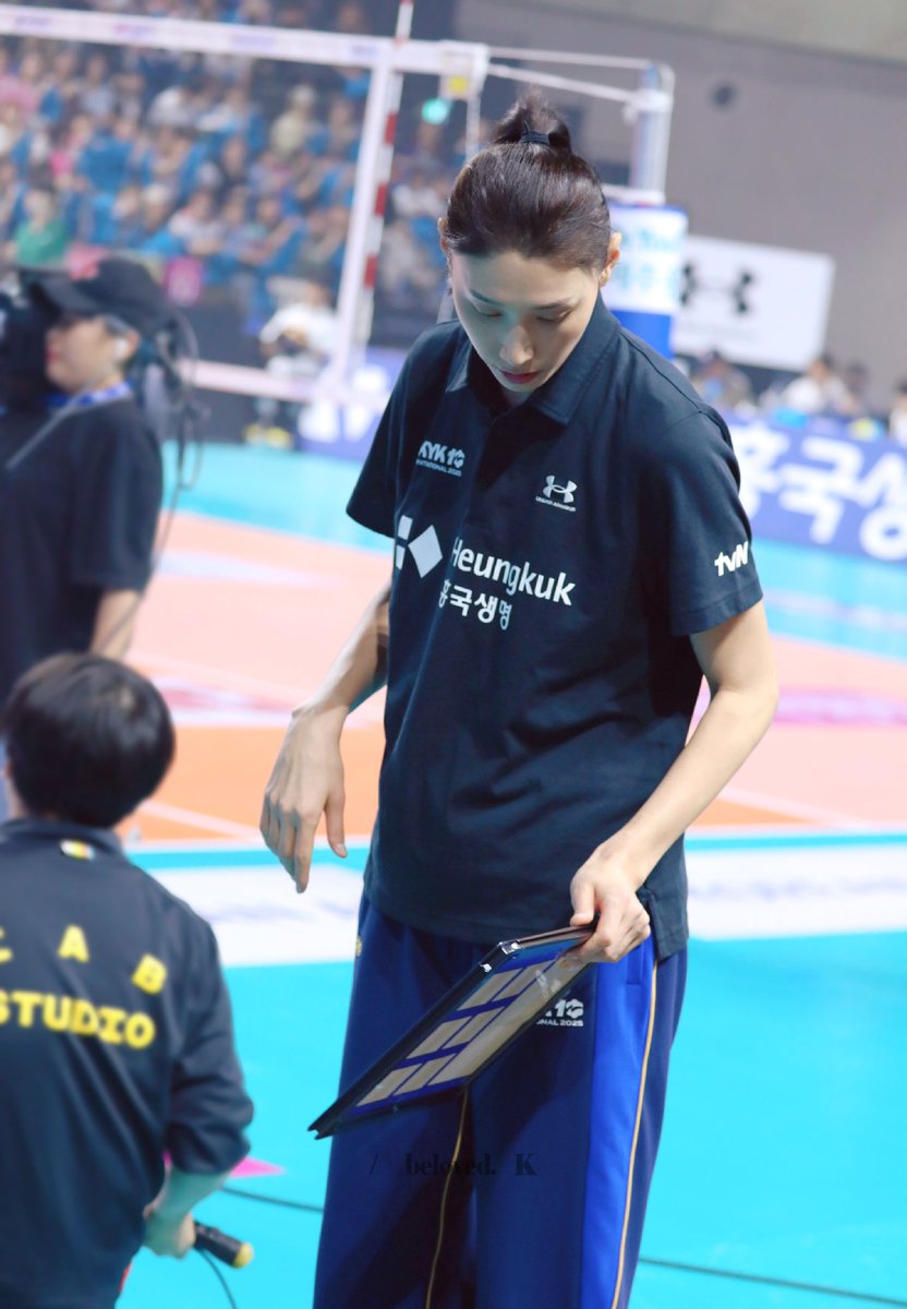 250518.

김연경 감독님 🥵

#김연경 #kimyeonkoung