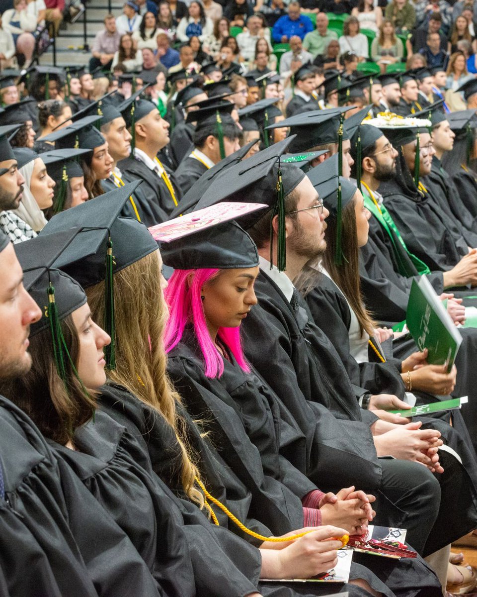 The University of Wisconsin-Parkside celebrated the Class of 2025 on May 17, as more than 550 graduates took their well-deserved steps across the stage at the Spring Commencement ceremony in the De Simone Arena in the Sports and Activity Center. 

buff.ly/3AgA2Ff