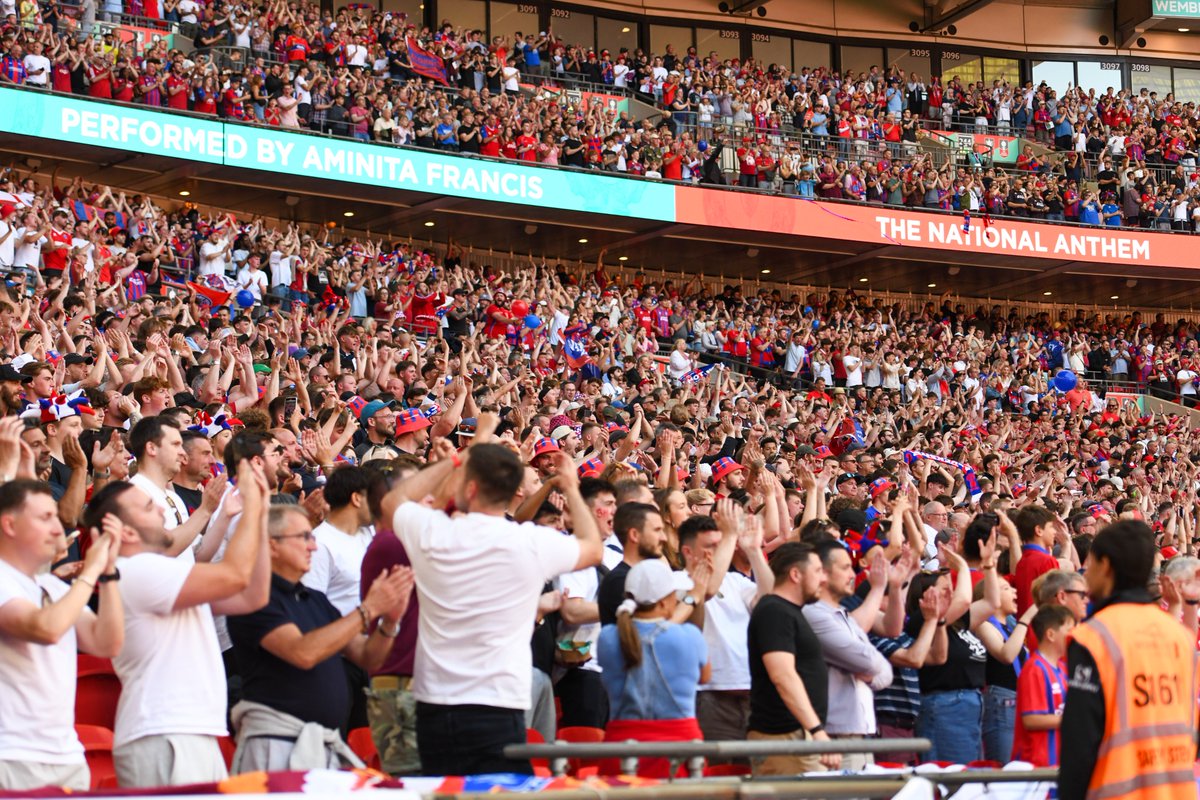 OfficialShots's tweet photo. One week on and it's still not quite sunk in yet 🏆 https://t.co/VsGVebkwXT