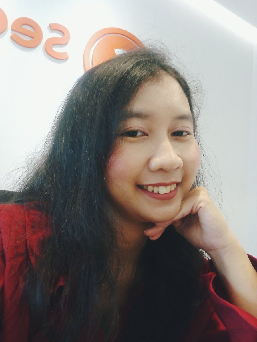 pas udh kerja di                      pas masih nganggur 
halo BCA