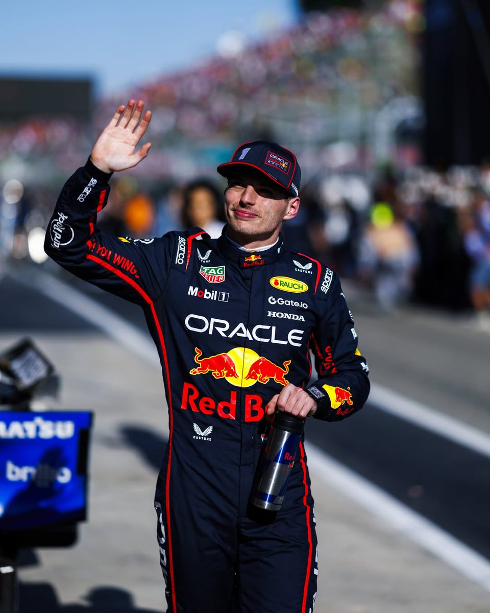 elmejordelresto's tweet photo. F̶r̶a̶n̶z̶ ̶H̶e̶r̶m̶a̶n̶n̶ MAX VERSTAPPEN GANA EL GP DE IMOLA 🇮🇹

Brillante largada y ritmo demoledor durante toda la carrera. 

Max va...

#F1 #ImolaGP https://t.co/sf0Cumj6Q8