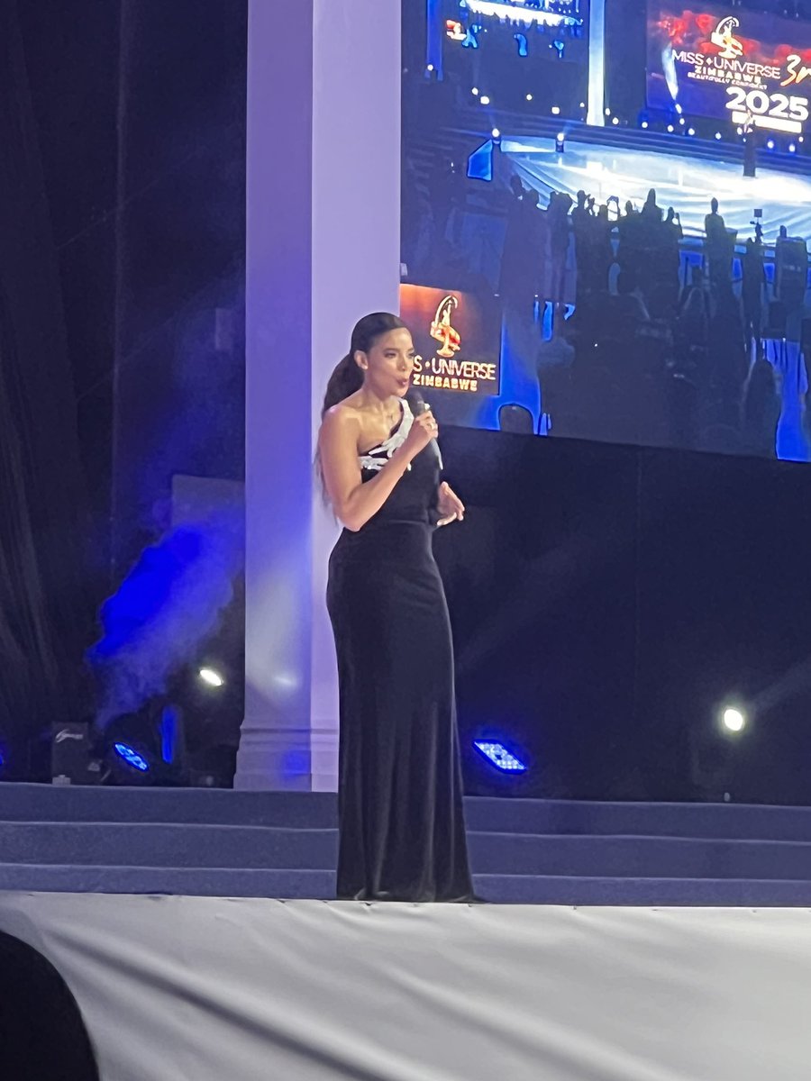 NormaMansoor's tweet photo. About last night at #MissUniverseZimbabwe 
The stunning @Connie_Ferguson  and the man who brought everyone to their feet 💃🏼💃🏾the amazing  #NuttyO what a crowd pleaser🚀 https://t.co/JZMeaVO2cf