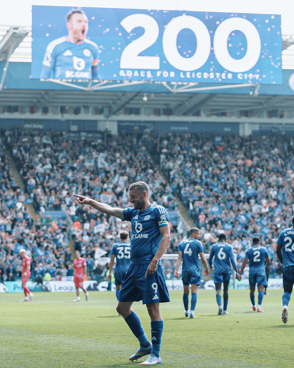 Squawka's tweet photo. 13 years to the day since he signed for the club, Jamie Vardy has scored his 200th Leicester goal in his 500th and final match for the Foxes. 

He's also equalled the record for the most goals + assists in a Premier League season by players aged 37 or over:

◎ 13 - Teddy Sheringham (2003/04)
◉ 13 - Jamie Vardy (2024/25)

It was always going to happen. 😀