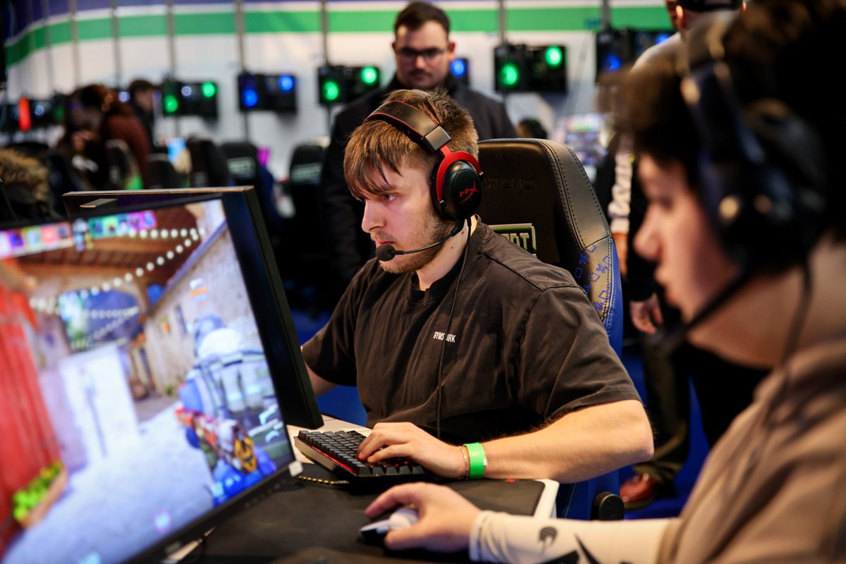 Sources: 🇫🇷 Kursy is set to join GamerLegion after the BLAST Austin Major, replacing sl3nd 🇭🇺

While the deal has yet to be finalized, negotiations are in the final stages.

Another scouting masterclass from Ash?