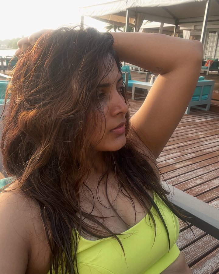 GrPTjM5XIAATgH6?format=jpg&name=900x900