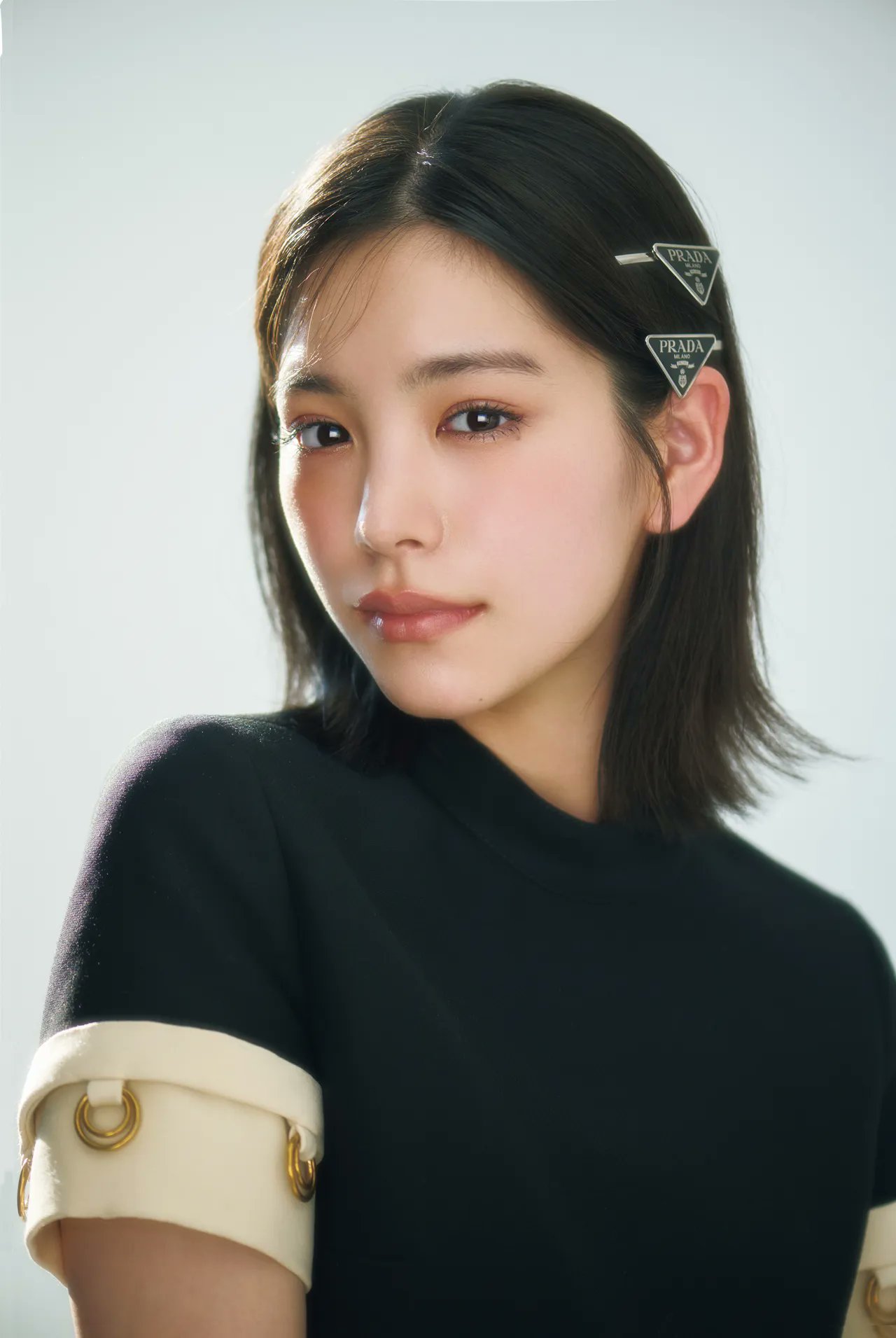 當真あみ ファースト写真集『Ami』3月4日発売 - TOWER RECORDS
