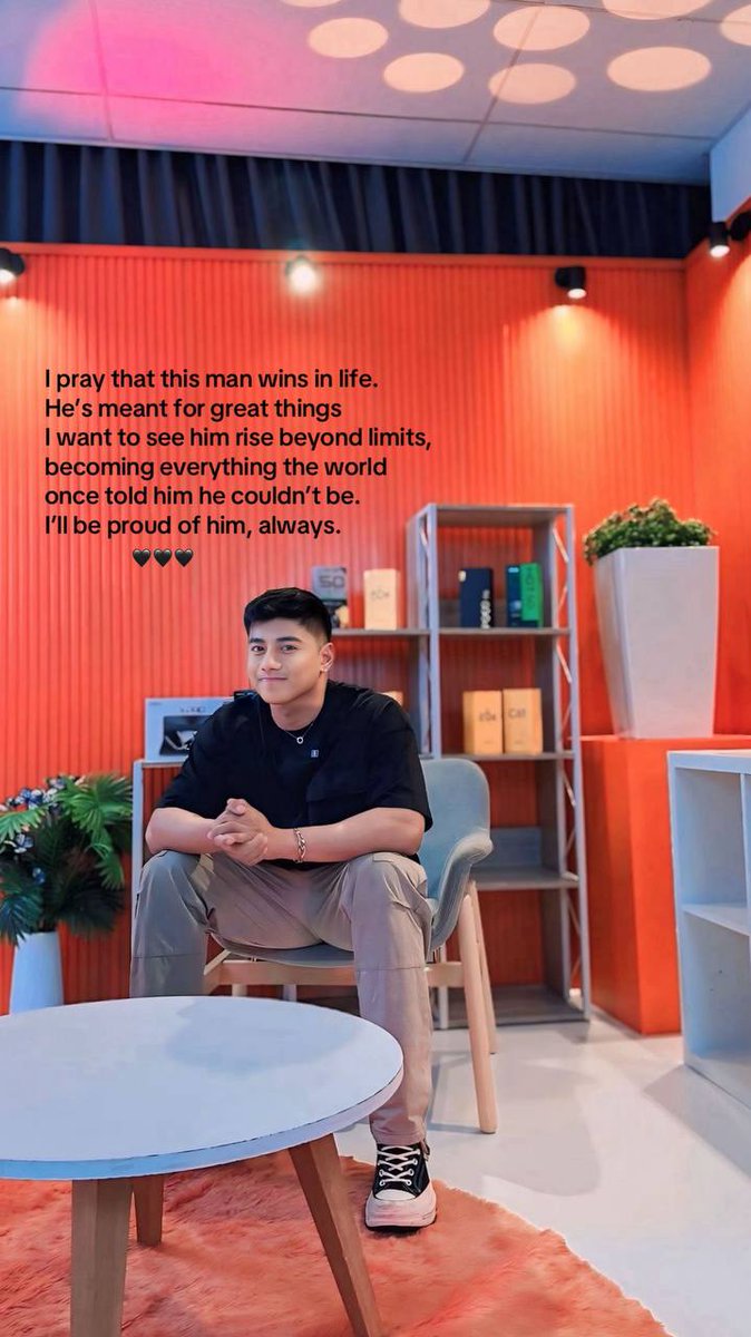 Ɱ𝗮𝗿𝗶𝘆𝗮𝗵𝗵𝗵 ❀🖤❀ tweet media