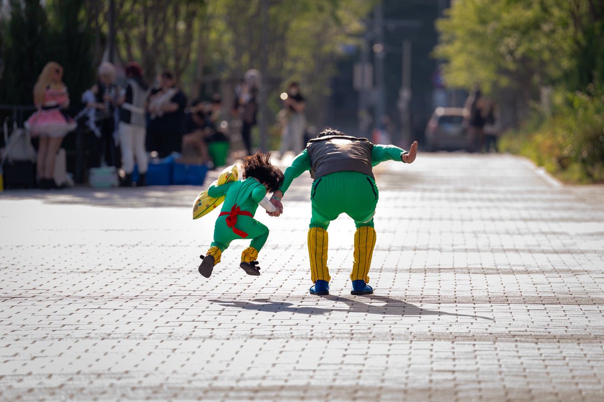 수련의 길은 멀고도 험하다요
나루토- 록리 &amp; 마이트 가이 코스프레

#서코 #록리 #마이트가이 #나루토 #naruto