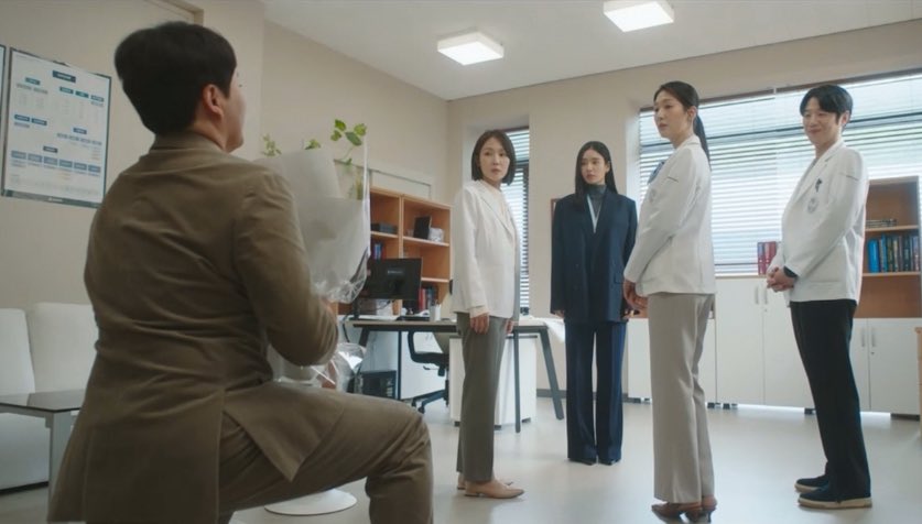 누가 민하네 곰돌이를 벌벌 떨게 했나요?
: 본인이 스스로 자처함