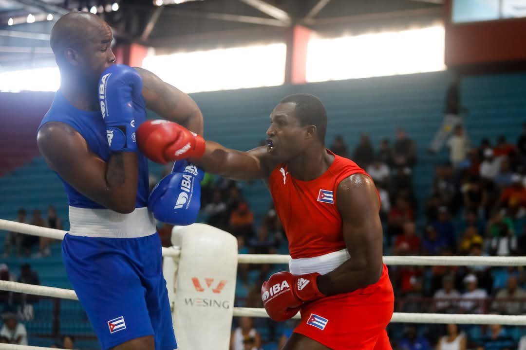 Concluyó el 62 Playa Girón: Julio César La Cruz se consolidó como máximo ganador del torneo más importante de nuestro boxeo. Felicidades campeón. Reconocimiento a los pugilistas ganadores. En medio de grandes retos, seguimos apostando por el deporte que más gloria ha dado a Cuba.