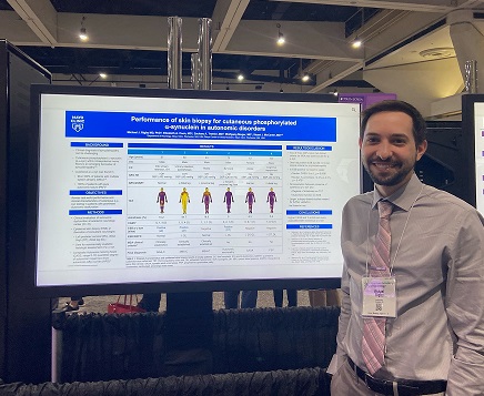 #ScholarlySunday Congratulations to Dr. Michael Rigby (PGY3) on his poster presentation "Performance of skin biopsy for cutaneous phosphorylated alpha-synuclein in autonomic disorders" at the AAN 2025 Annual Meeting in San Diego #MayoNeuroResidency