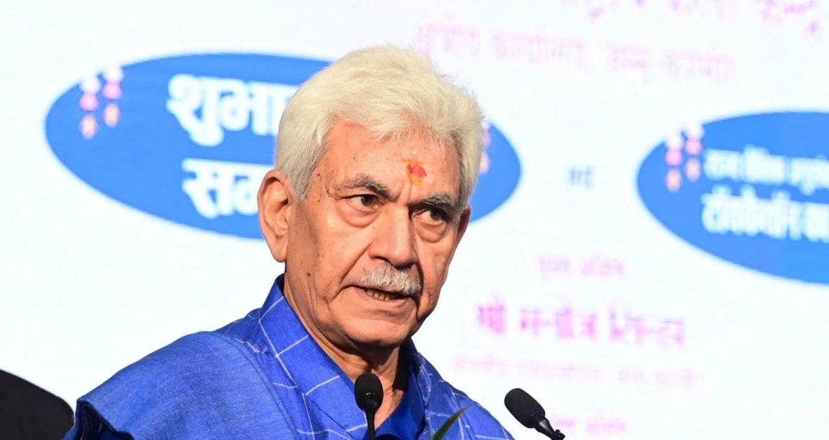 CenterForPeace7's tweet image. Roads, rail, power, and internet — under Hon’ble LG @manojsinha_, infrastructure in J&amp;amp;K has grown at an unprecedented pace. Every project brings the region closer to connectivity, commerce, and confidence. Progress is no longer promised; it&apos;s delivered. #InfrastructurePush