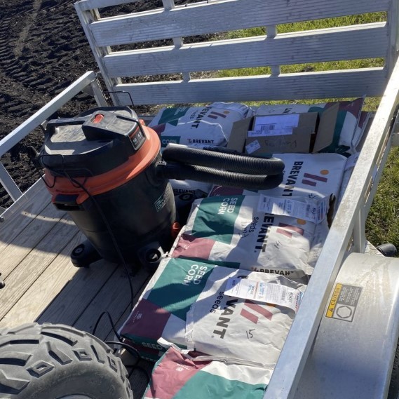 Live from the field. Planting season is rolling right along! 🌽 Share your view and tag us. #Planting2025 #BrevantSeeds