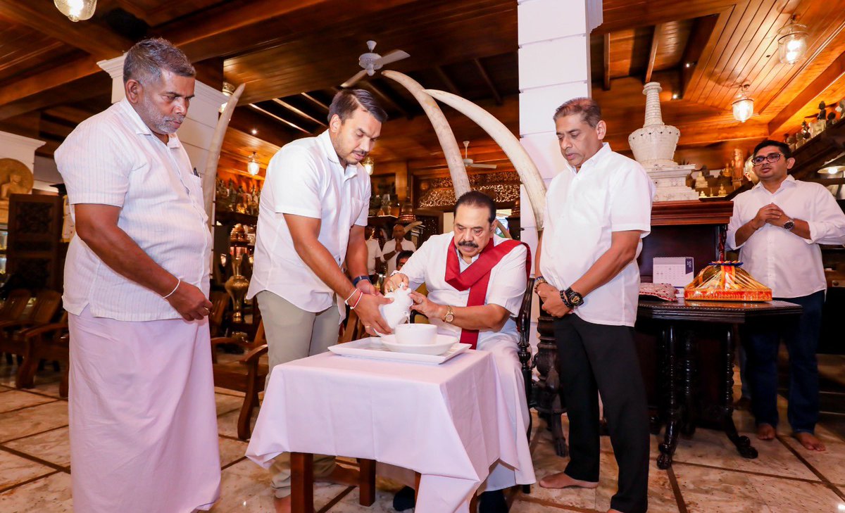 A special Seth Pirith chanting ceremony was held at the Hunupitiya Gangaramaya Temple to mark the 16th anniversary of the end of the war against terrorism in Sri Lanka. The event, conducted under the patronage of the Chief Incumbent, Most Ven. Dr. Kirinde Assaji Thero, aimed to