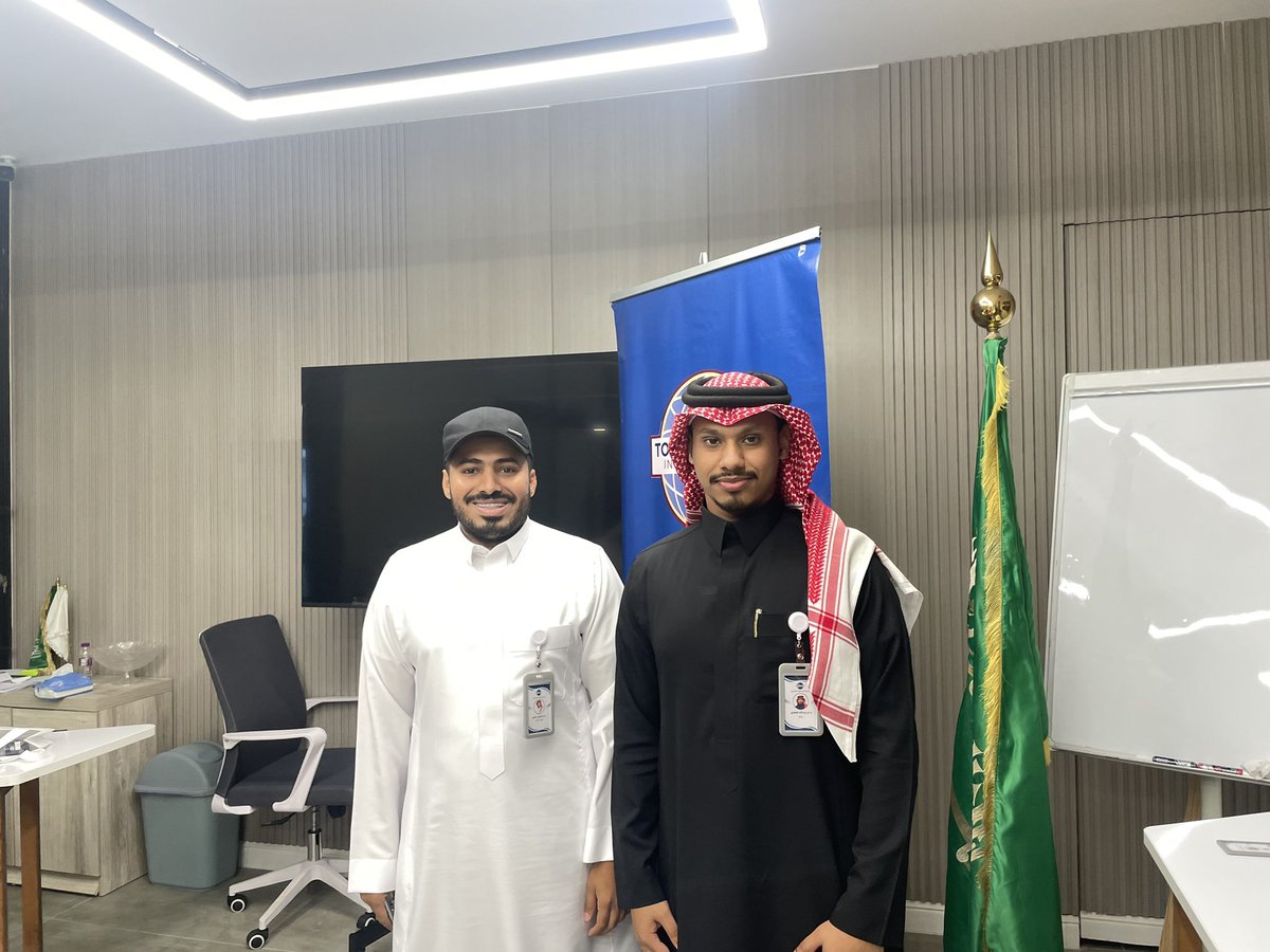 نصب رئيس النادي ت م فيصل حمدي الأعضاء الجدد بنادي النخبة 

ت م حافظ حكمي - بمسار القيادة الديناميكية
ت م محمد المالكي - بمسار العرض التقديمي
ت م عبدالله طوهري - بمسار التأثير الإقناعي