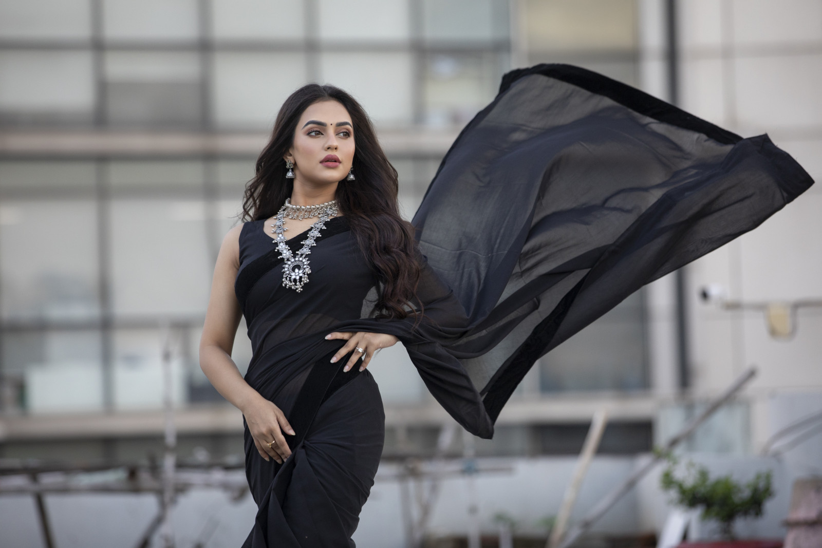 হত্যাচেষ্টা মামলায় গ্রেপ্তার চিত্রনায়িকা নুসরাত ফারিয়াকে সোমবার আদালতে তোলা হবে