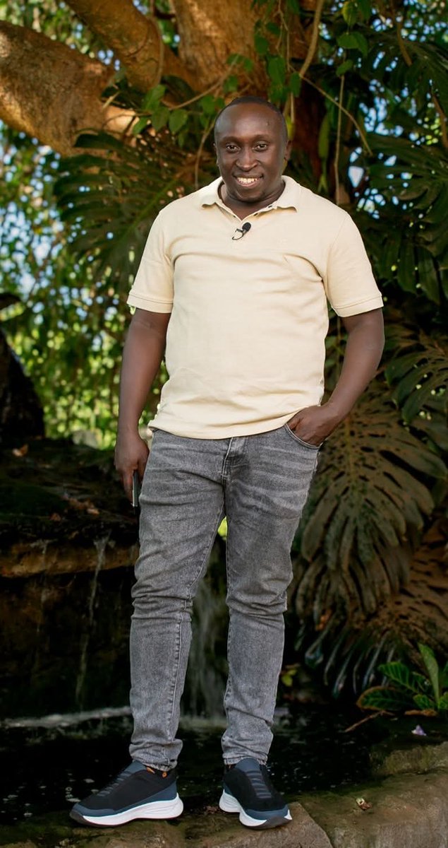 Kameme FM Official (@kameme101) on Twitter photo We are ending week the Country way thiini wa #KamemeCountry na our very own Vow Boy <a href="/GathaiyaDennis/">gathaiya dennis</a> The Sheriff! SMS 20014 We are ending week the Country way thiini wa #KamemeCountry na our very own Vow Boy <a href="/GathaiyaDennis/">gathaiya dennis</a> The Sheriff! SMS 20014
