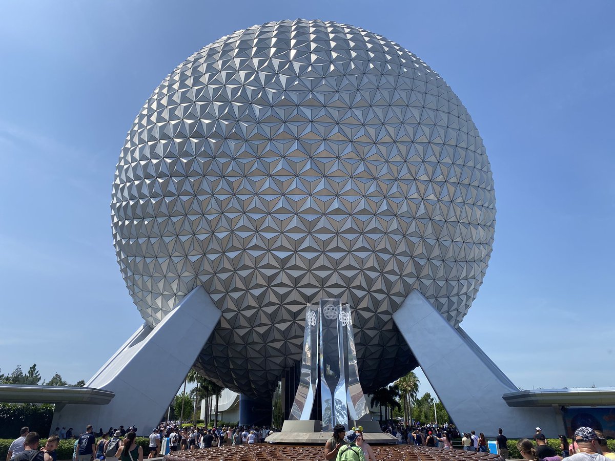 …giant…testicle…

#DisneyWorld #Epcot