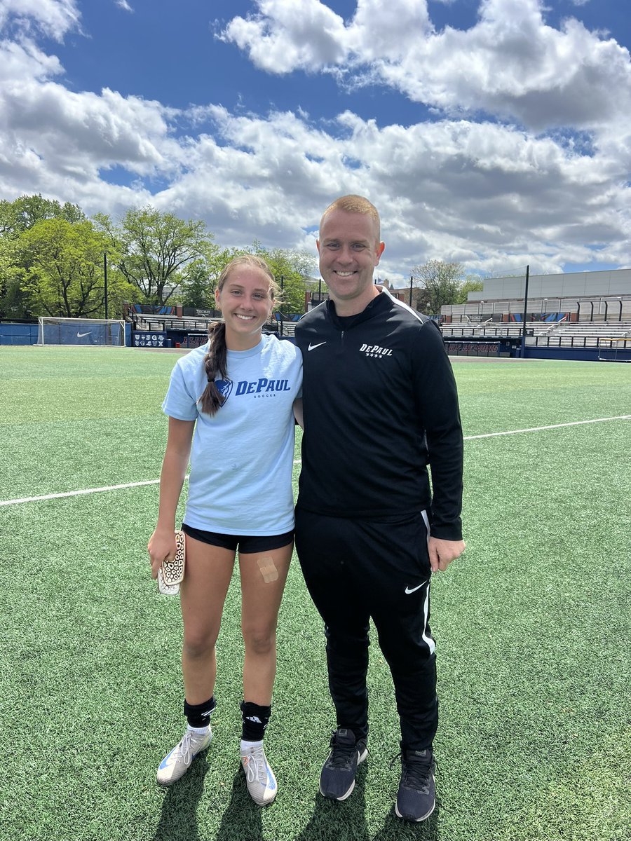 ryleemichalak5's tweet photo. Had an awesome time at the
@DePaulWSOC ID camp this weekend!
Thank you @DPU_OBrien, @Coachroth5 and Coach McKeown for hosting such a great camp! Loved the campus tour and loved the soccer!
@ImYouthSoccer @ImCollegeSoccer @FCW_ECNL https://t.co/xV1QVJCGcK