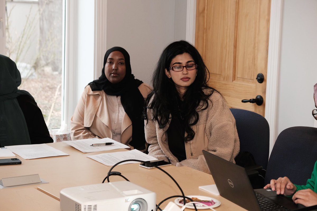 Throwback to MMH’s 8 week short film cohort from last spring 🥸 had been wanting to get into #filmmaking for years I need to connect with more Toronto creatives asapppp