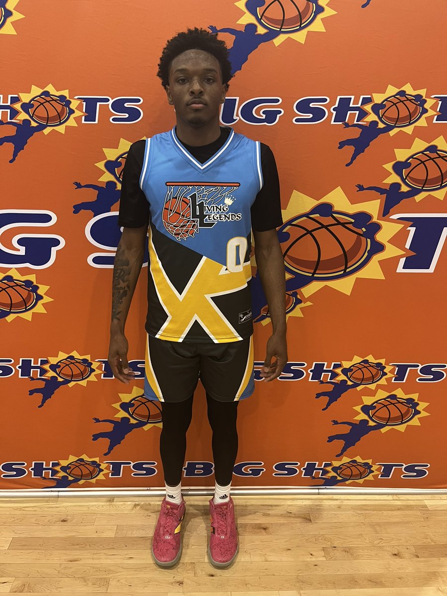 BigShotsGameMVP's tweet photo. #BIGSHOTS #RichmondSpringOpen

17U

Living Legends 66
# 0 Will Hopkins 25 PTS
# 10 Amari Kersey 21

Rock It- Burton 65 
# 3 Chris Tabb 19 PTS
# 15 Drew Nunnaly 9 PTS https://t.co/dLPu3bdaG0
