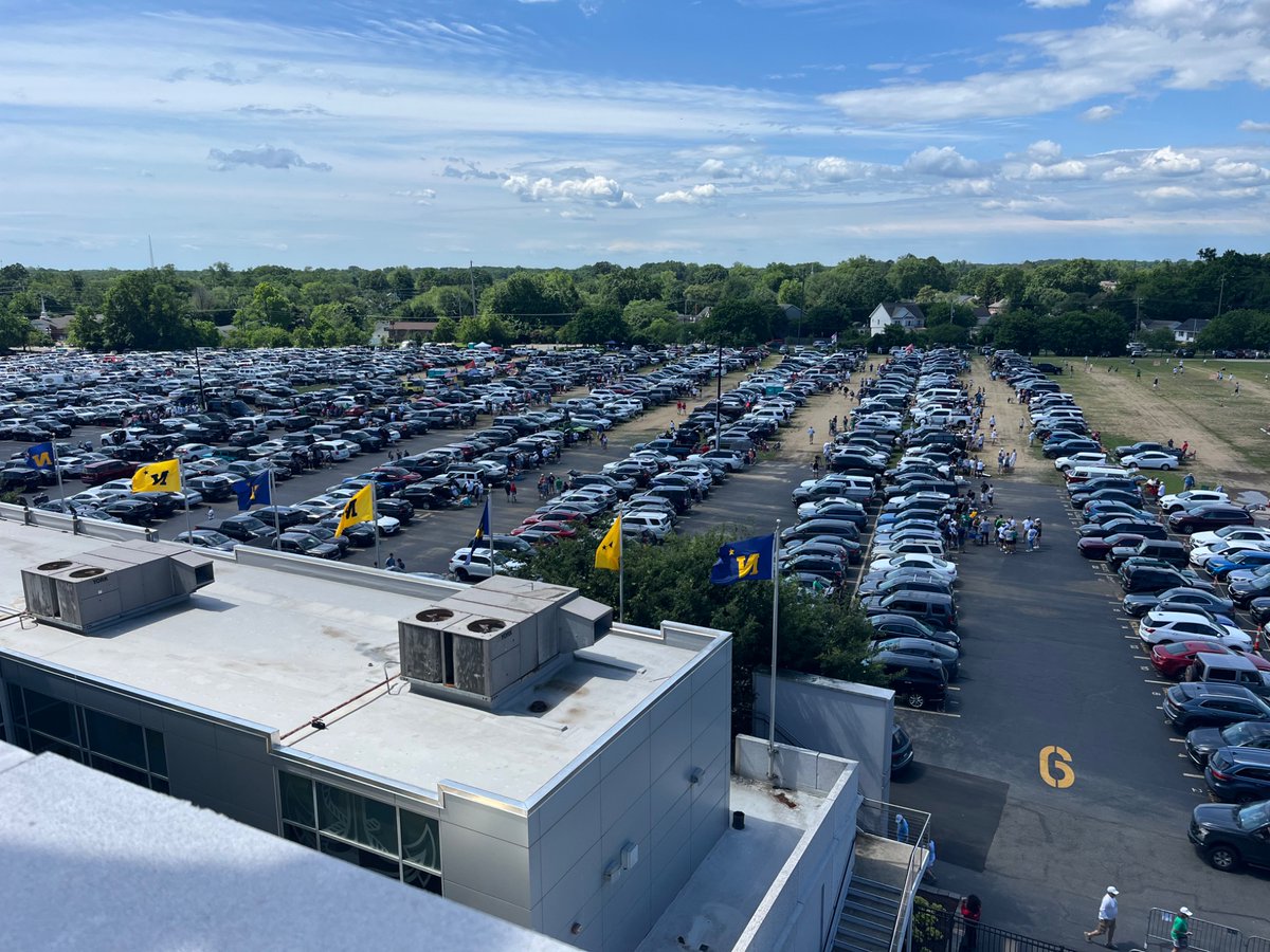 Presale at Navy for the QFs today reached 13.5K. Parking lots don’t lie: the before and after and more cars are coming in 

<a href="/Inside_Lacrosse/">Inside Lacrosse</a>