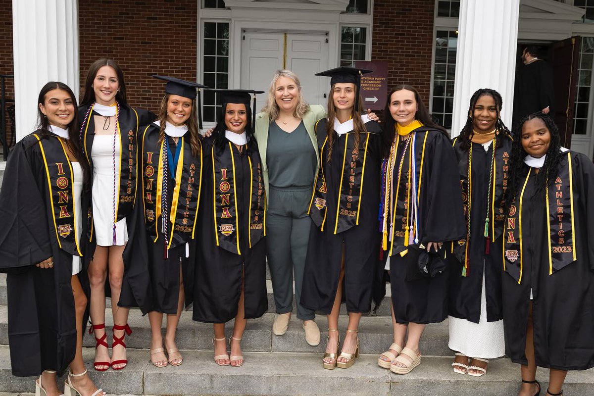 Iona University (@ionauniversity) on Twitter photo Emma Hayes, head coach of <a href="/USWNT/">U.S. Women's National Soccer Team</a> who led the USA to gold at the 2024 Olympics, delivered the keynote address & received an honorary degree at Iona’s 81st Commencement ceremony.
In her remarks Hayes encouraged graduates to take risks & follow their hearts.
@EmmaHayes1 <a href="/IonaGaels/">Iona Athletics</a> Emma Hayes, head coach of <a href="/USWNT/">U.S. Women's National Soccer Team</a> who led the USA to gold at the 2024 Olympics, delivered the keynote address & received an honorary degree at Iona’s 81st Commencement ceremony.
In her remarks Hayes encouraged graduates to take risks & follow their hearts.
@EmmaHayes1 <a href="/IonaGaels/">Iona Athletics</a>