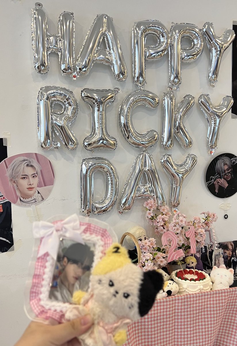 happyquanruiday's tweet photo. big thank you to everyone who came down and supported #DDALGIRUI! the event was such a big success so much more than we expected π₯Ή hope everyone had fun celebrating our shen maomaoβs bday with us!! ππ€ https://t.co/15hyqAM6za