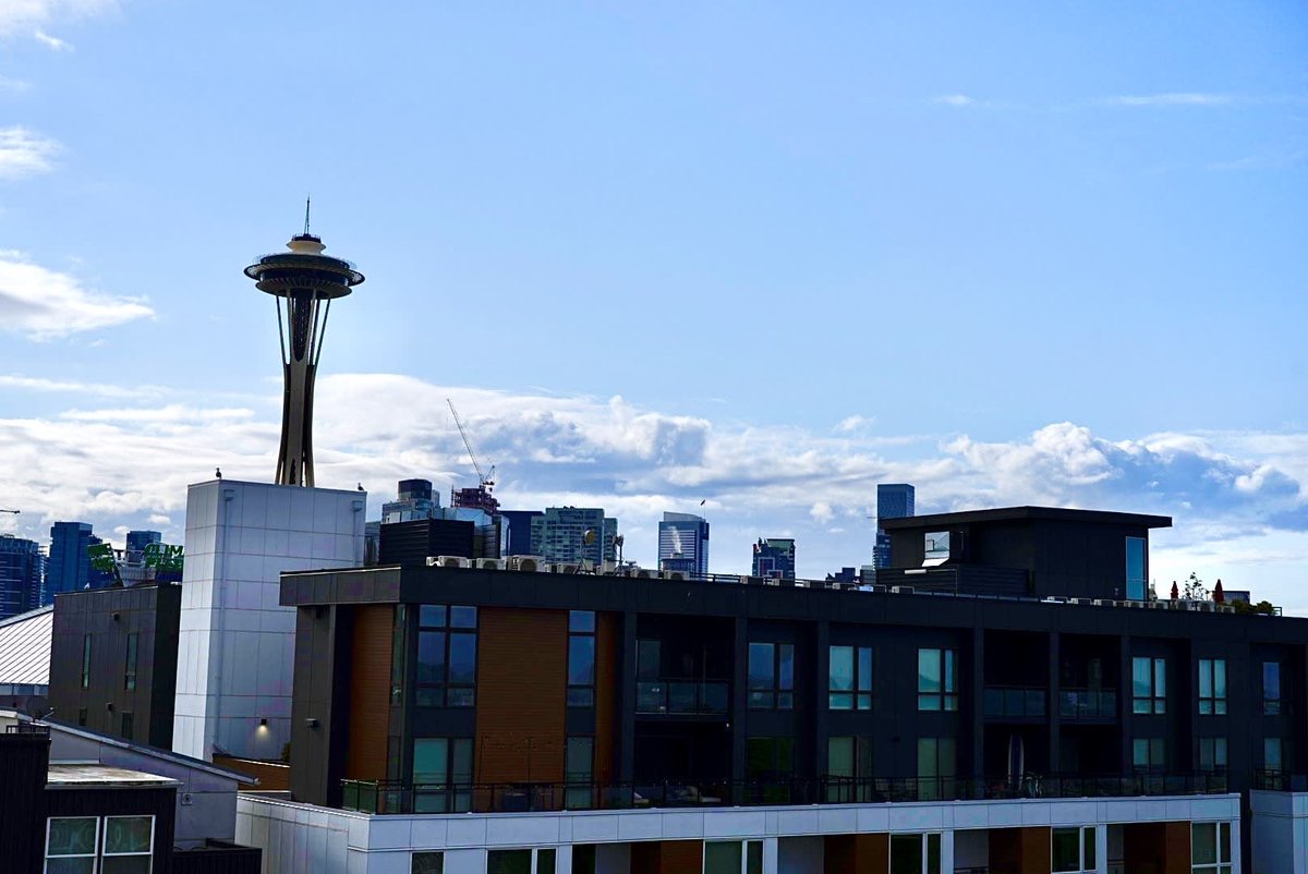 NovakAdventures's tweet image. Good morning from a mostly clear Seattle. 
We’ll be boarding Holland America Line Westerdam later today for a week-long immersive learning experience exploring Alaska. 
Follow along!

Holland America Line
#HALPartnerSHIPS #HALcruises