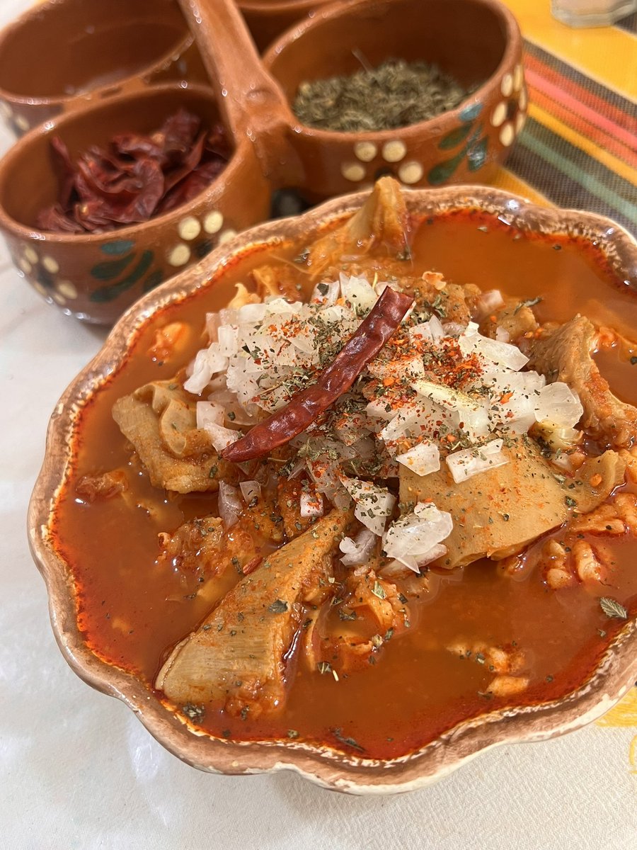 Menudo_Cima's tweet photo. Domingo 8 am / pídelo por #whatsapp al 618 174 5871 / servicio a domicilio #menudocima #durango https://t.co/XSaTrSl1o8