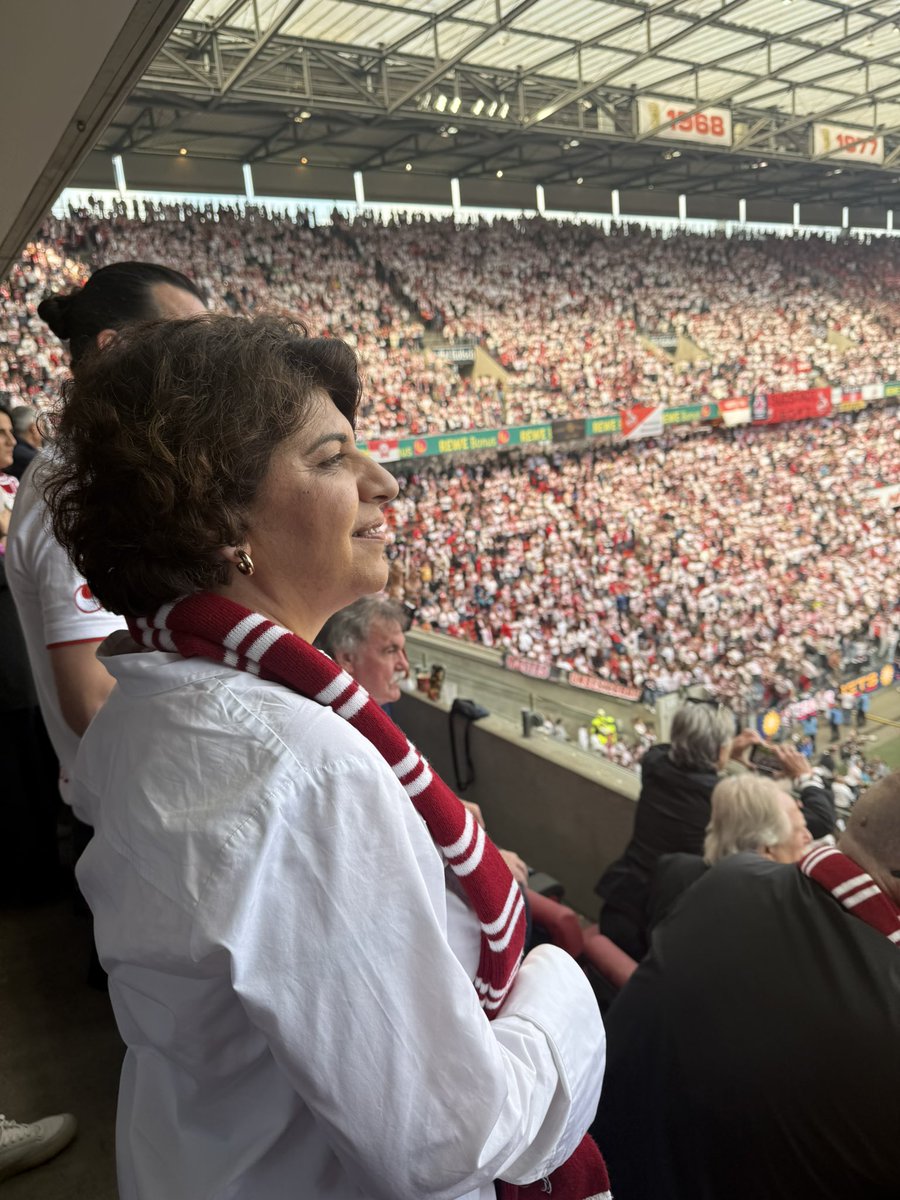 Was für ein Tag, wir sind zurück und das als Meister! #Effzeh #Bundesliga <a href="/fckoeln/">1. FC Köln</a>