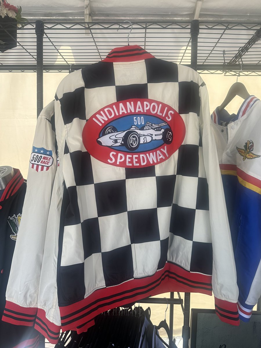 JennaFryer's tweet image. Yo, @HomefieldApparl has A SECOND JACKET made of 1960 seat covers