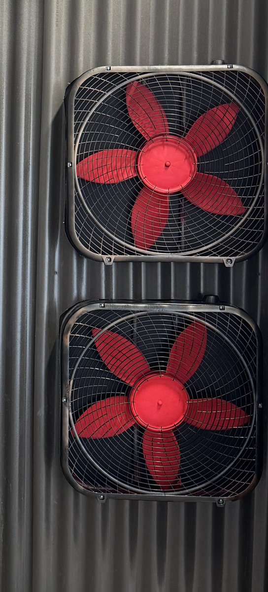 m00m 🛰 tweet media