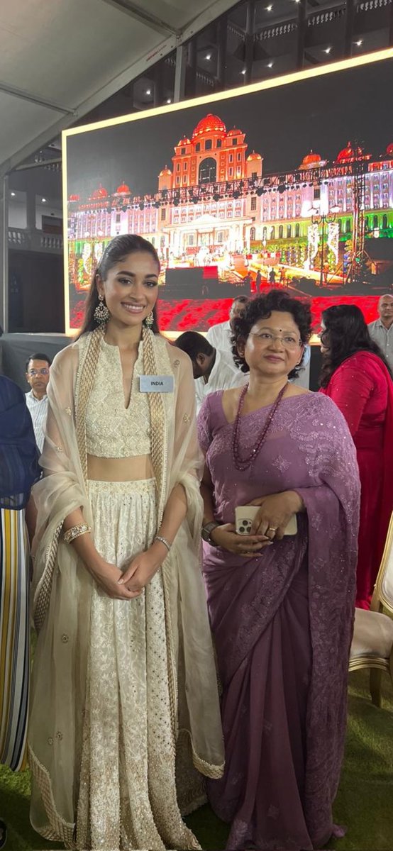 SwatiLakra_IPS's tweet image. With India's representative for the 72nd Miss World pageant, Nandini Gupta, at the Telangana Secretariat
#MissWorld #MissWorld2025
#Telangana #Hyderabad