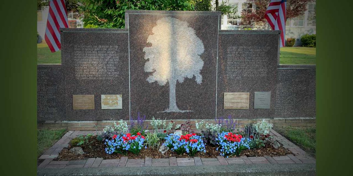 Des Moines Memorial Drive Preservation Association’s annual Memorial Day observance will be Monday, May 26: b-townblog.com/des-moines-mem… #burien #buriennews #MemorialDay #history #memorial #desmoinesmemorialdrive