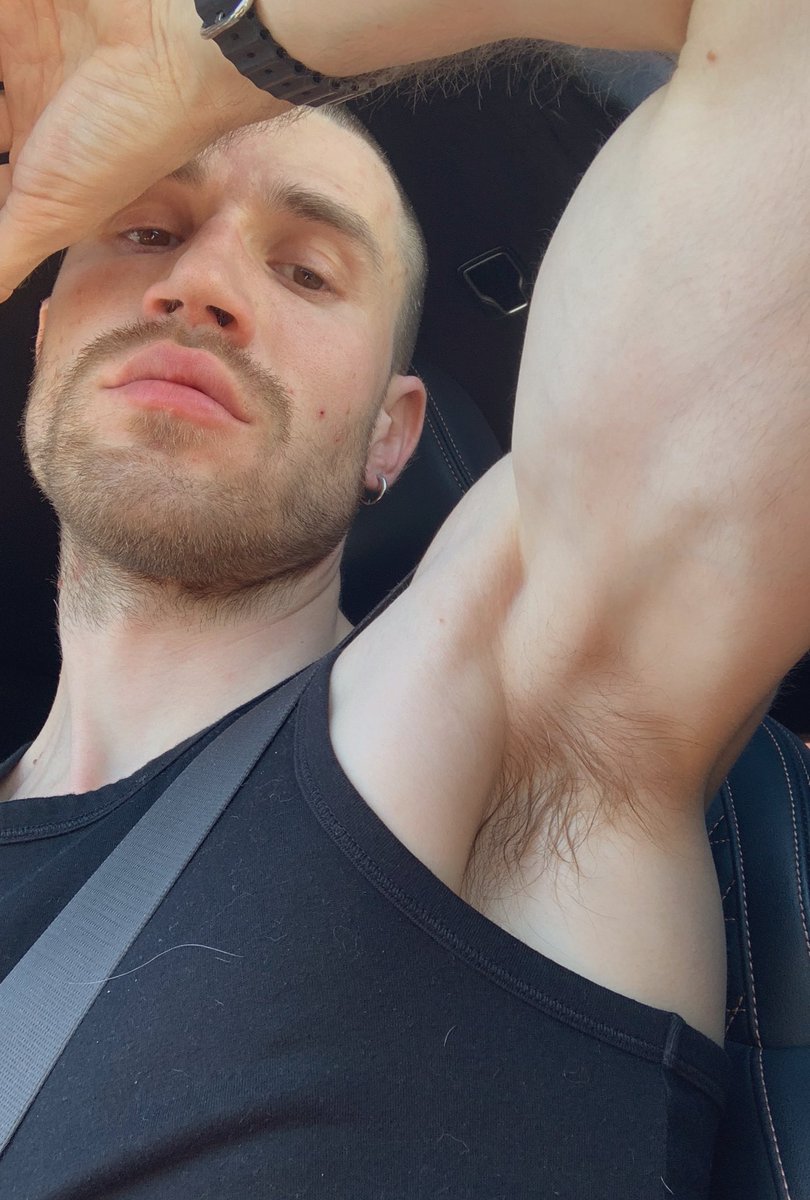 Jo_Gleek tweet media