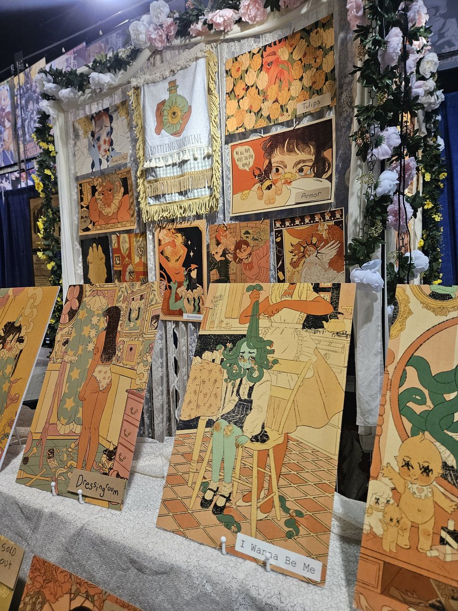 Last day of Acen~! Come on by to booth 819, and let's talk about Dandadan or some shit!