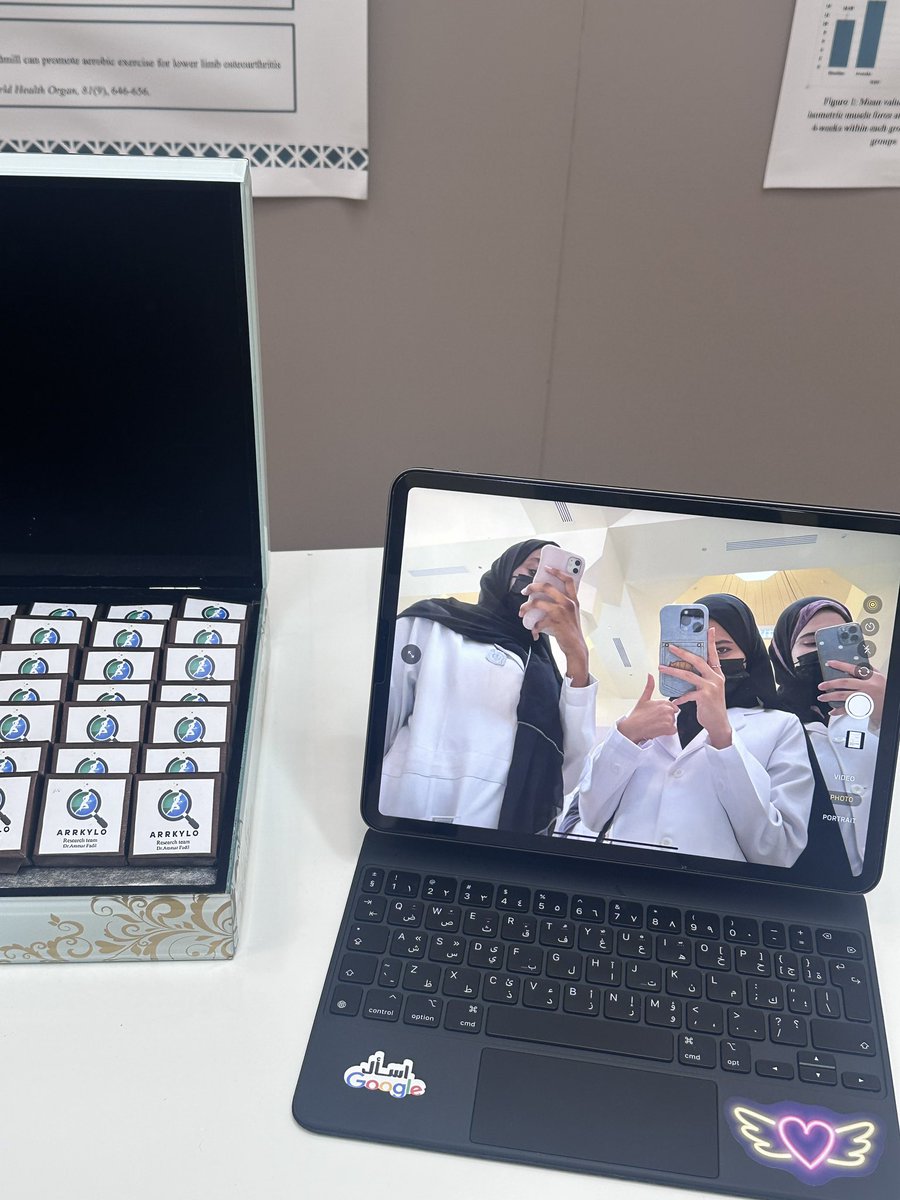 PTRuba_'s tweet photo. ملخص اليوم المتعب 
خلصنا اوسكي البيديا + مشاركتنا في معرض مشاريع التخرج https://t.co/NfDkZ1xqhL
