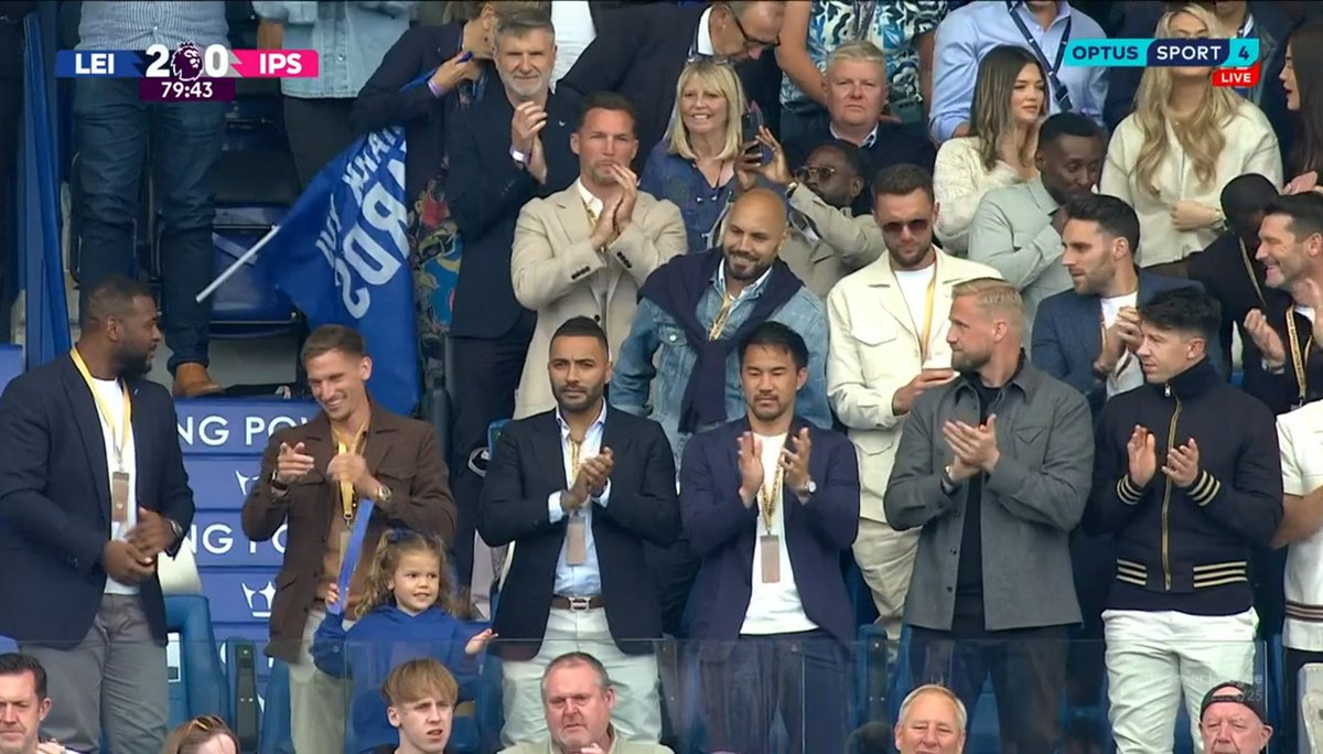 LCFCshitposting's tweet photo. So many Leicester City stars in the stands today.

Morgan, Albrighton, Simpson, Okazaki, Schmeichel, Matty James, Benalouane, Nugent, Drinkwater, Dyer, Hamer, St Ledger https://t.co/WuU0i8nj5H